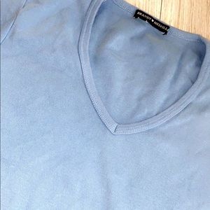 RARE BRANDY MELVILLE /JOHN GALT BLUE V NECK TOP